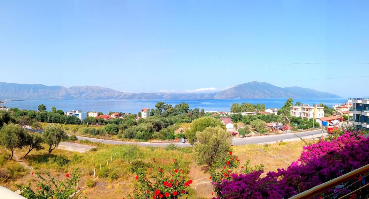 Hotel Sirena Radhimë Exteriér fotografie
